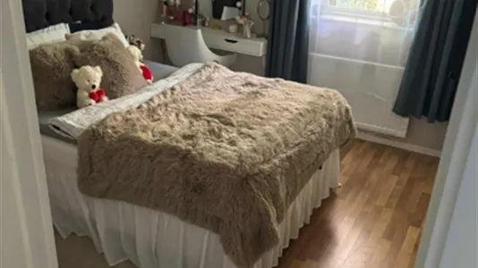 Houses in Örebro - photo 6