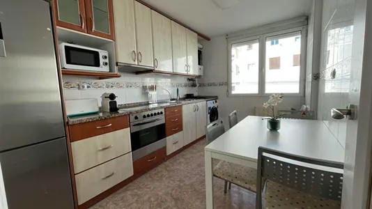 Rooms in Zaragoza - photo 7