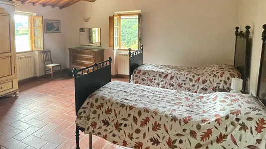 Apartments in Montevarchi - photo 8