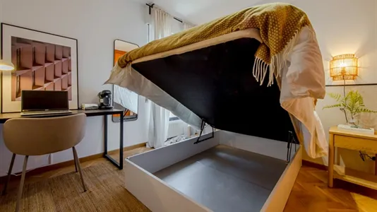 Rooms in Madrid Retiro - photo 5