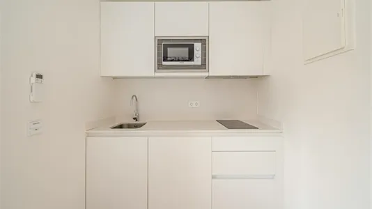 Rooms in Málaga - photo 5