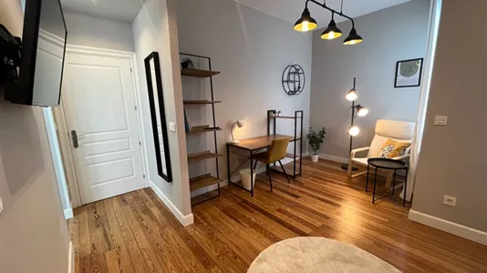 Rooms in Bilbao - photo 8