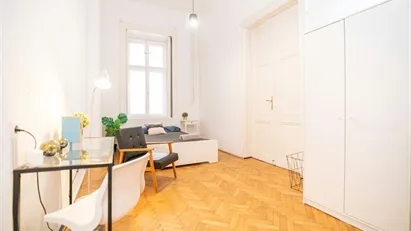 Room for rent in Budapest Belváros-Lipótváros, Budapest