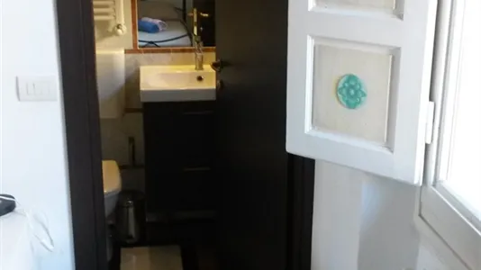 Rooms in Florence - photo 8