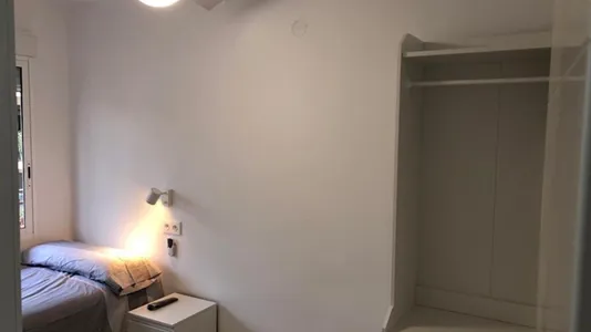 Apartments in Valencia L'Eixample - photo 8