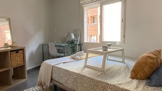 Rooms in el Camí de Vera - photo 9