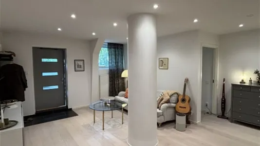 Apartments in Solna - photo 1