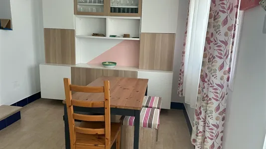 Houses in Chiclana de la Frontera - photo 7