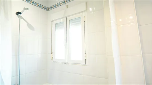 Rooms in Madrid Chamartín - photo 7