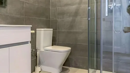 Rooms in Esplugues de Llobregat - photo 9