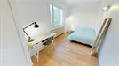 Room for rent, Lyon, Auvergne-Rhône-Alpes, &lt;span class=&quot;blurred street&quot; onclick=&quot;ProcessAdRequest(10685587)&quot;&gt;&lt;span class=&quot;hint&quot;&gt;See streetname&lt;/span&gt;[xxxxxxxxxxxxx]&lt;/span&gt;