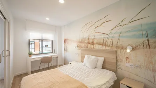 Apartments in Los Claveles - photo 1