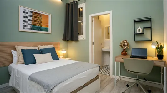 Rooms in Barcelona Eixample - photo 1