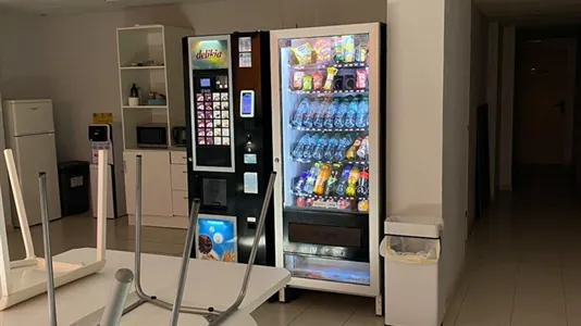 Rooms in Barcelona Ciutat Vella - photo 4