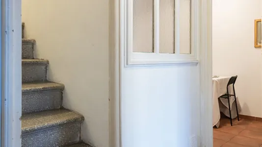 Rooms in Barcelona Eixample - photo 8