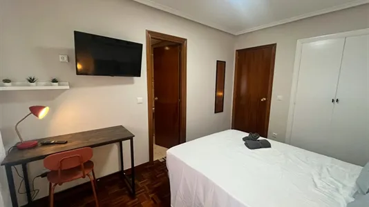 Rooms in Bilbao - photo 5