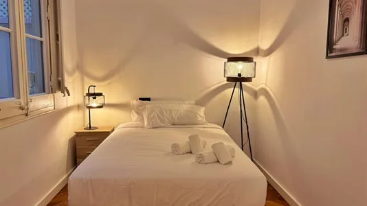 Rooms in Barcelona Eixample - photo 6