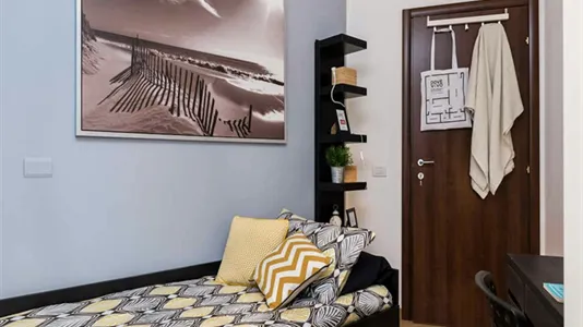 Rooms in Milano Zona 5 - Vigentino, Chiaravalle, Gratosoglio - photo 1