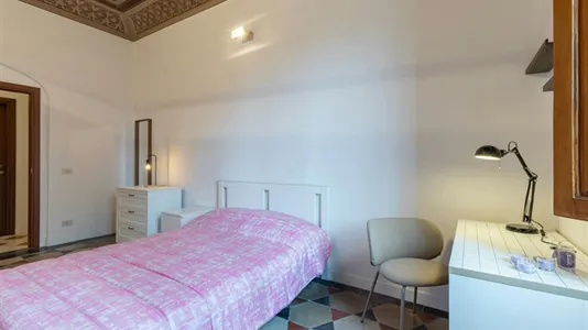 Rooms in Florence - photo 4
