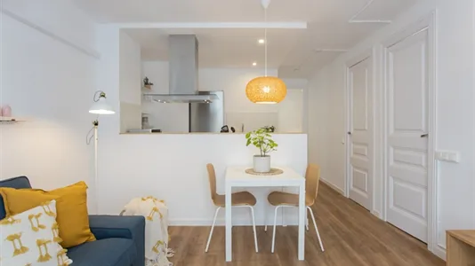 Apartments in Barcelona Ciutat Vella - photo 5