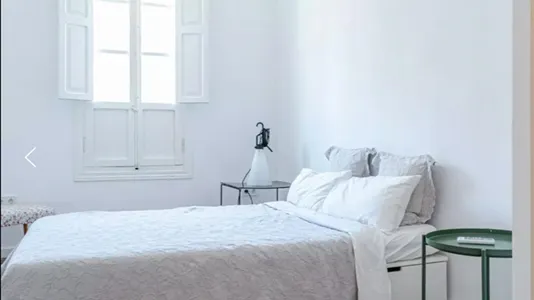 Apartments in Valencia L'Eixample - photo 9