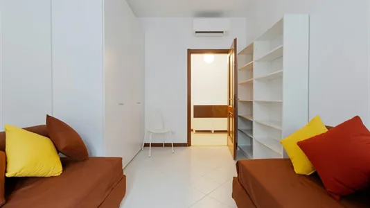 Apartments in Milano Zona 5 - Vigentino, Chiaravalle, Gratosoglio - photo 6