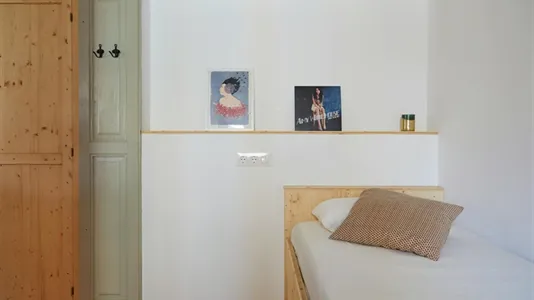 Rooms in Barcelona Eixample - photo 6