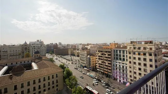 Rooms in Valencia Ciutat Vella - photo 9