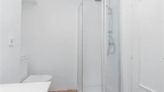 Rooms in Reus - photo 8