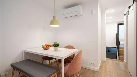 Apartments in Barcelona Eixample - photo 4