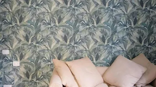 Apartments in Milano Zona 8 - Fiera, Gallaratese, Quarto Oggiaro - photo 2