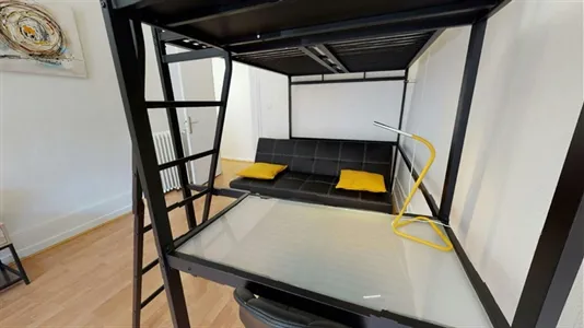 Rooms in Clermont-Ferrand - photo 3