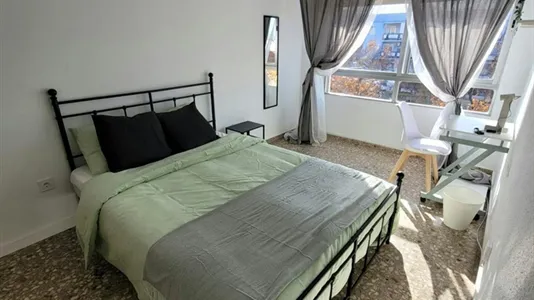 Rooms in Picanya - photo 2