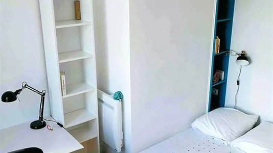Rooms in Lyon - photo 2
