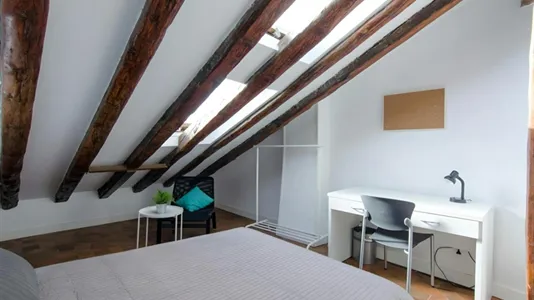 Rooms in Madrid Retiro - photo 7