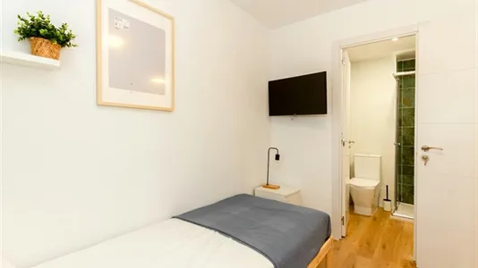 Rooms in Alcalá de Henares - photo 4