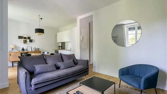 Apartments in Lyon - photo 2