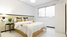 Room for rent, Valencia L'Eixample, Valencia (region), &lt;span class=&quot;blurred street&quot; onclick=&quot;ProcessAdRequest(8955860)&quot;&gt;&lt;span class=&quot;hint&quot;&gt;See streetname&lt;/span&gt;[xxxxxxxxxxxxx]&lt;/span&gt;