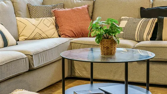 Rooms in Málaga - photo 9