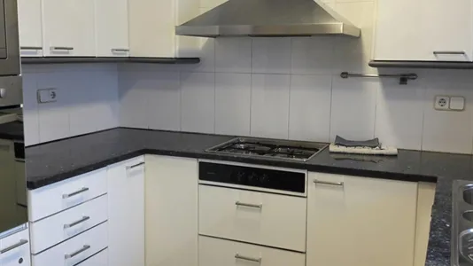 Rooms in Barcelona Sarrià-St. Gervasi - photo 10