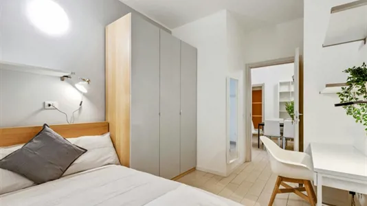 Rooms in Milano Zona 4 - Vittoria, Forlanini - photo 1