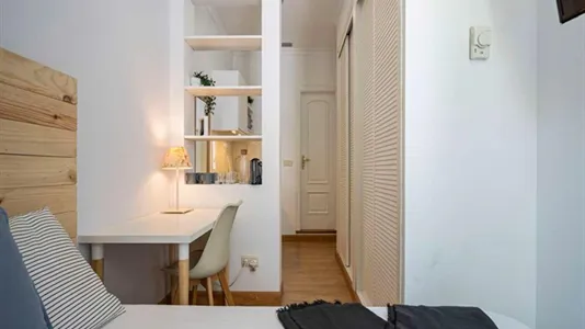 Rooms in Madrid Centro - photo 8