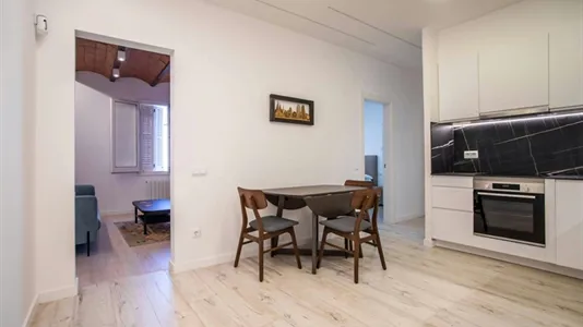 Apartments in Barcelona Eixample - photo 4