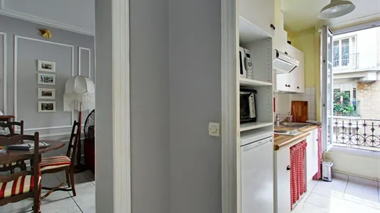 Apartments in Paris 18ème arrondissement - Montmartre - photo 5