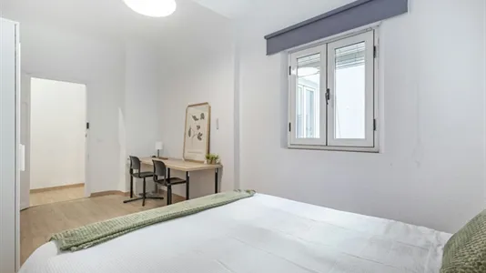 Rooms in Granada - photo 5