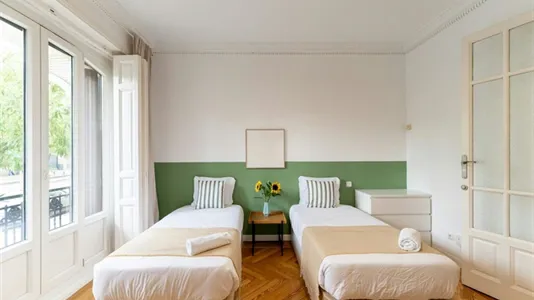 Rooms in Madrid Chamberí - photo 3