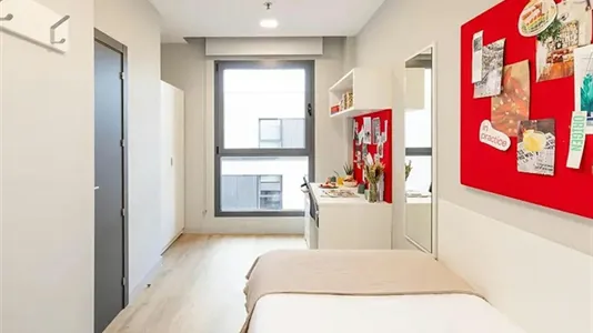 Rooms in Madrid Moncloa-Aravaca - photo 1