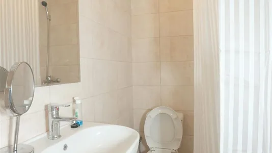 Rooms in Athens Akadimia Platonos - photo 10