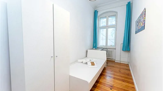 Rooms in Berlin Friedrichshain-Kreuzberg - photo 3