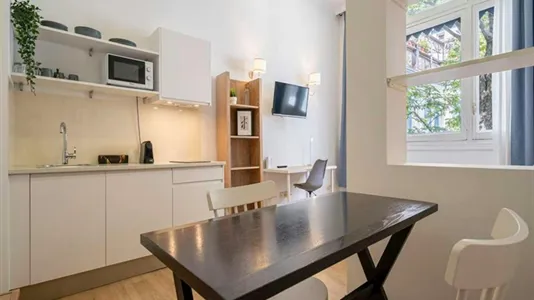 Rooms in Madrid Centro - photo 6